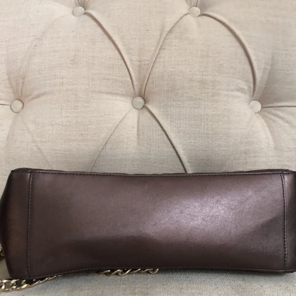 Beautiful bronze Kate Spade purse with gold chain handle - Picture 8 of 14